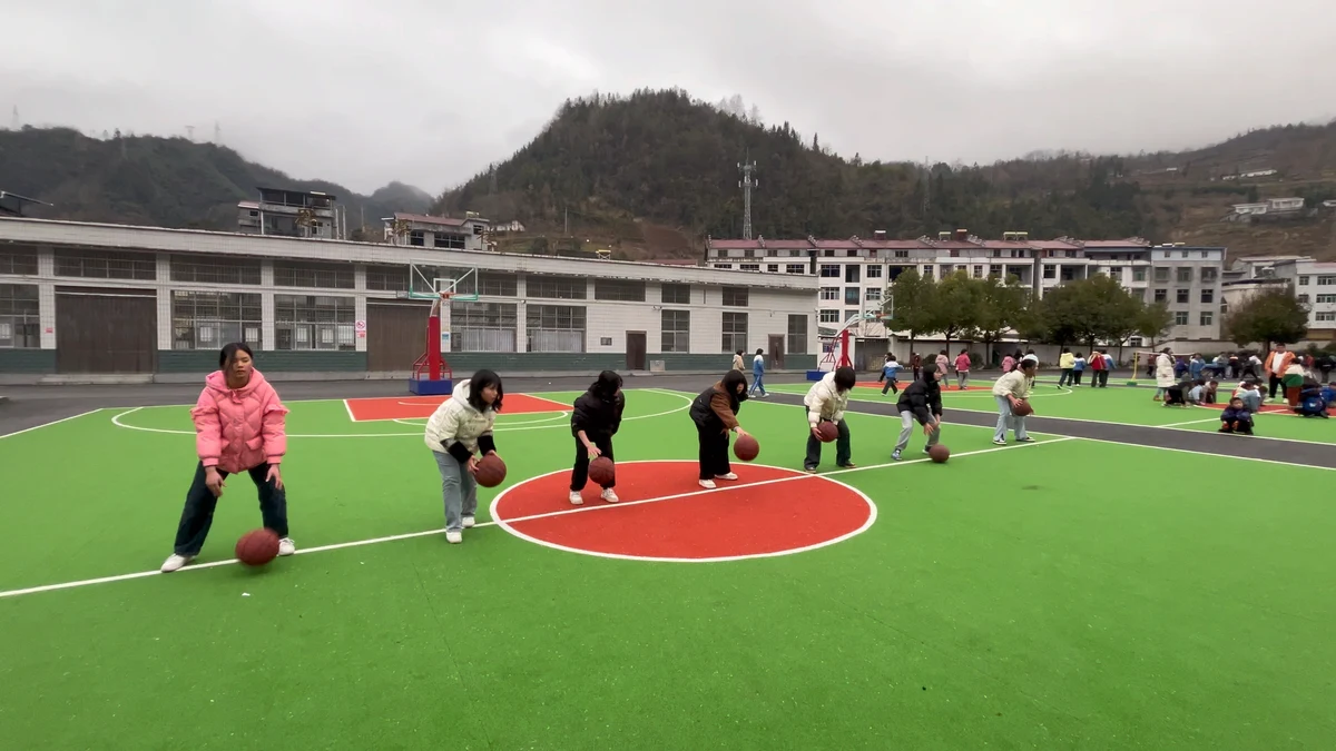 季末赛期间的视频分析与反馈机制_0